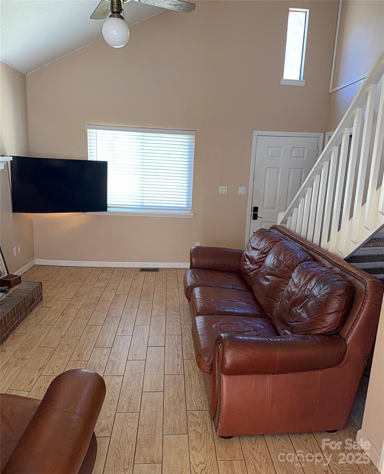 6013 Tall Tree Lane Property Photo 2