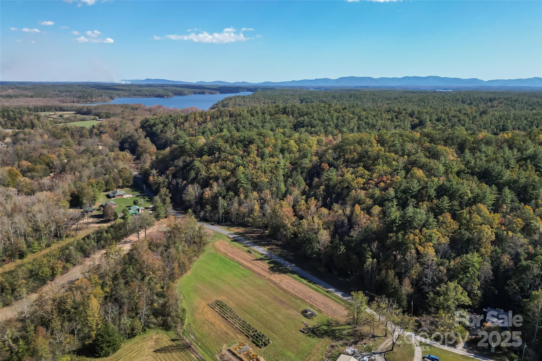 1963 Parks Drive Property Photo 5