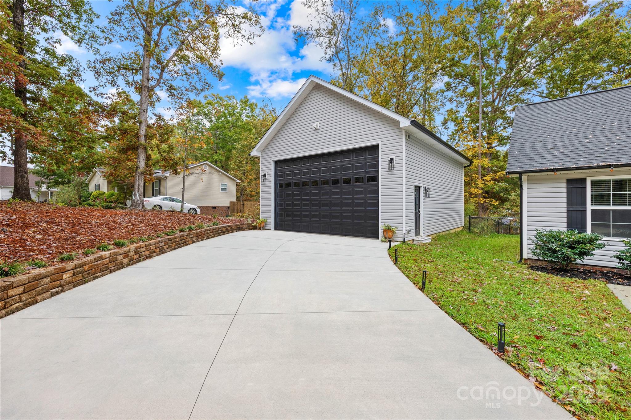 683 Acorn Acres Road Property Photo 12