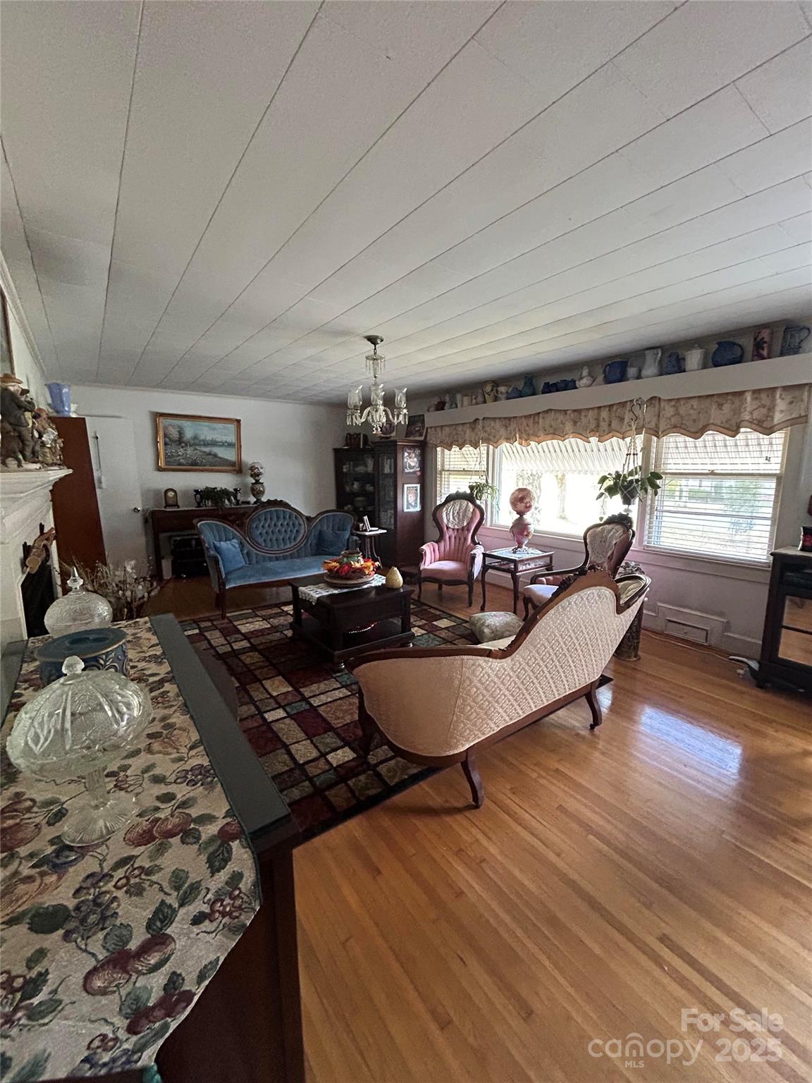 614 Smith Street Property Photo 17