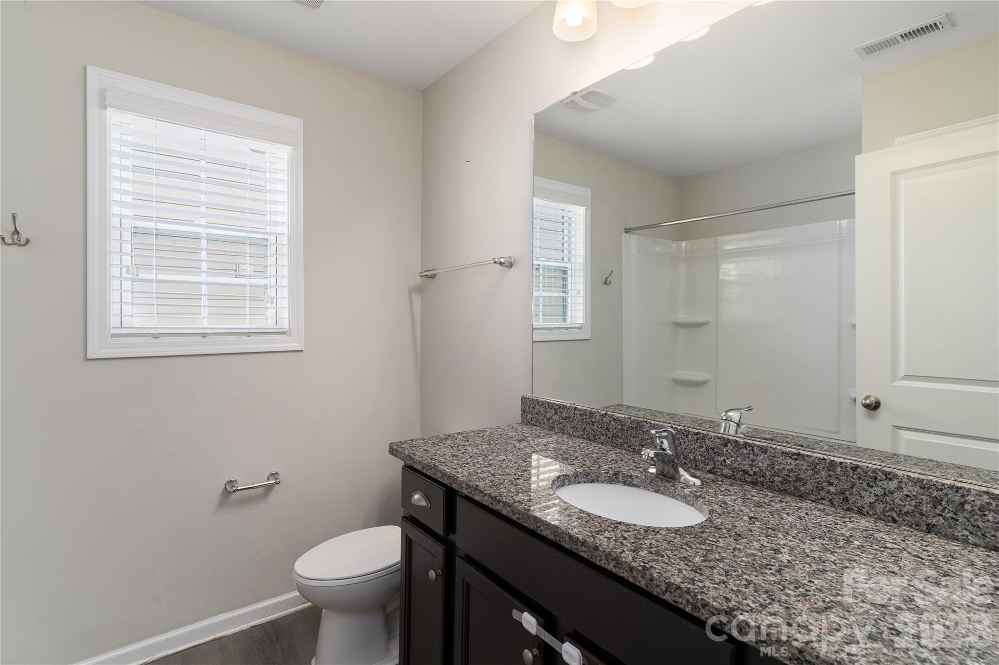 118 Margo Lane Property Photo 12