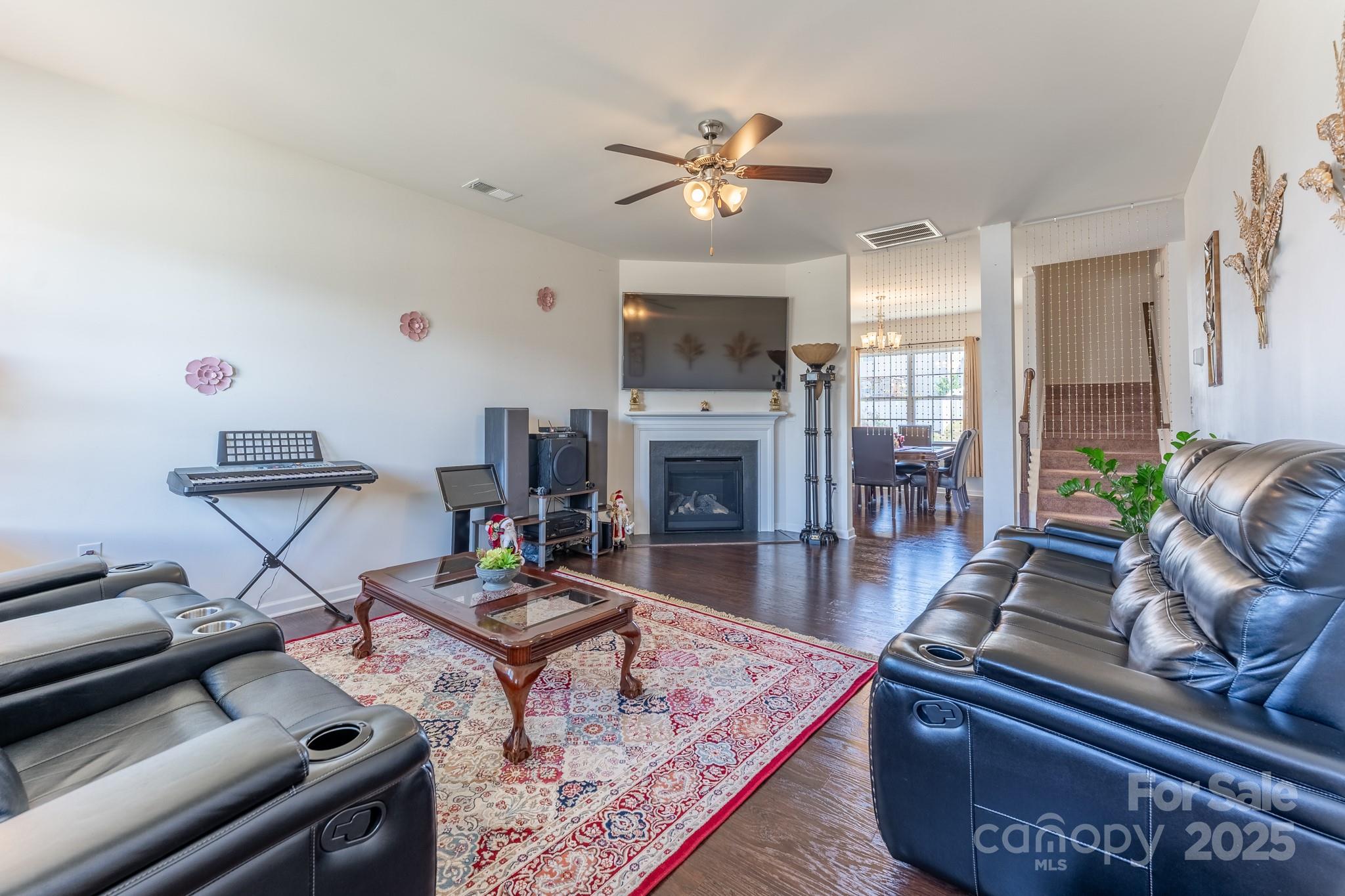 1239 Kent Downs Avenue Property Photo 6
