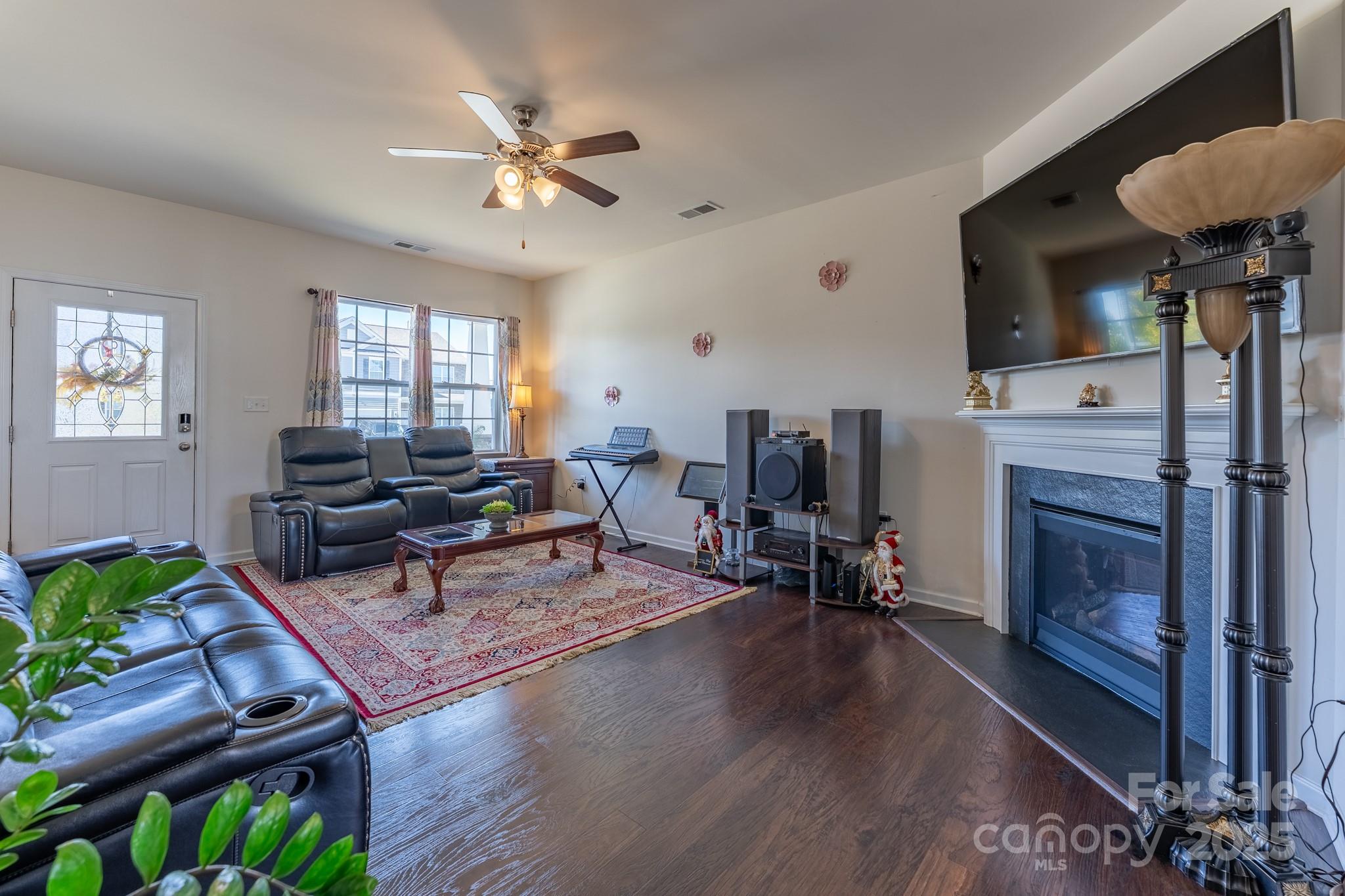1239 Kent Downs Avenue Property Photo 8
