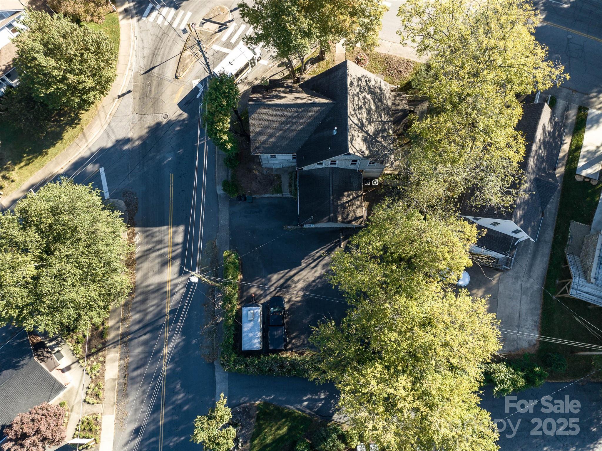 99 Walnut Street Property Photo 24