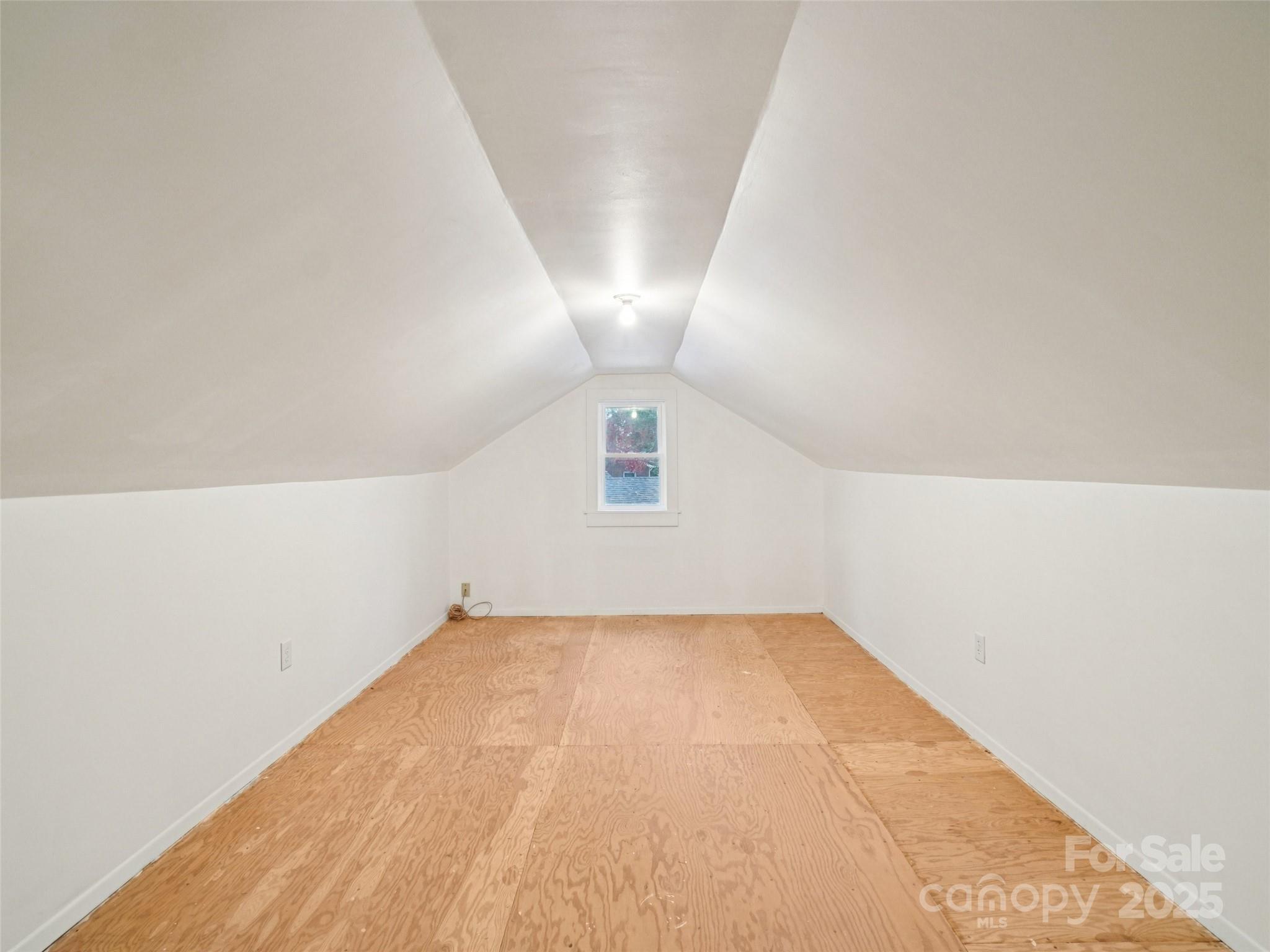 34 Parkview Drive Property Photo 24