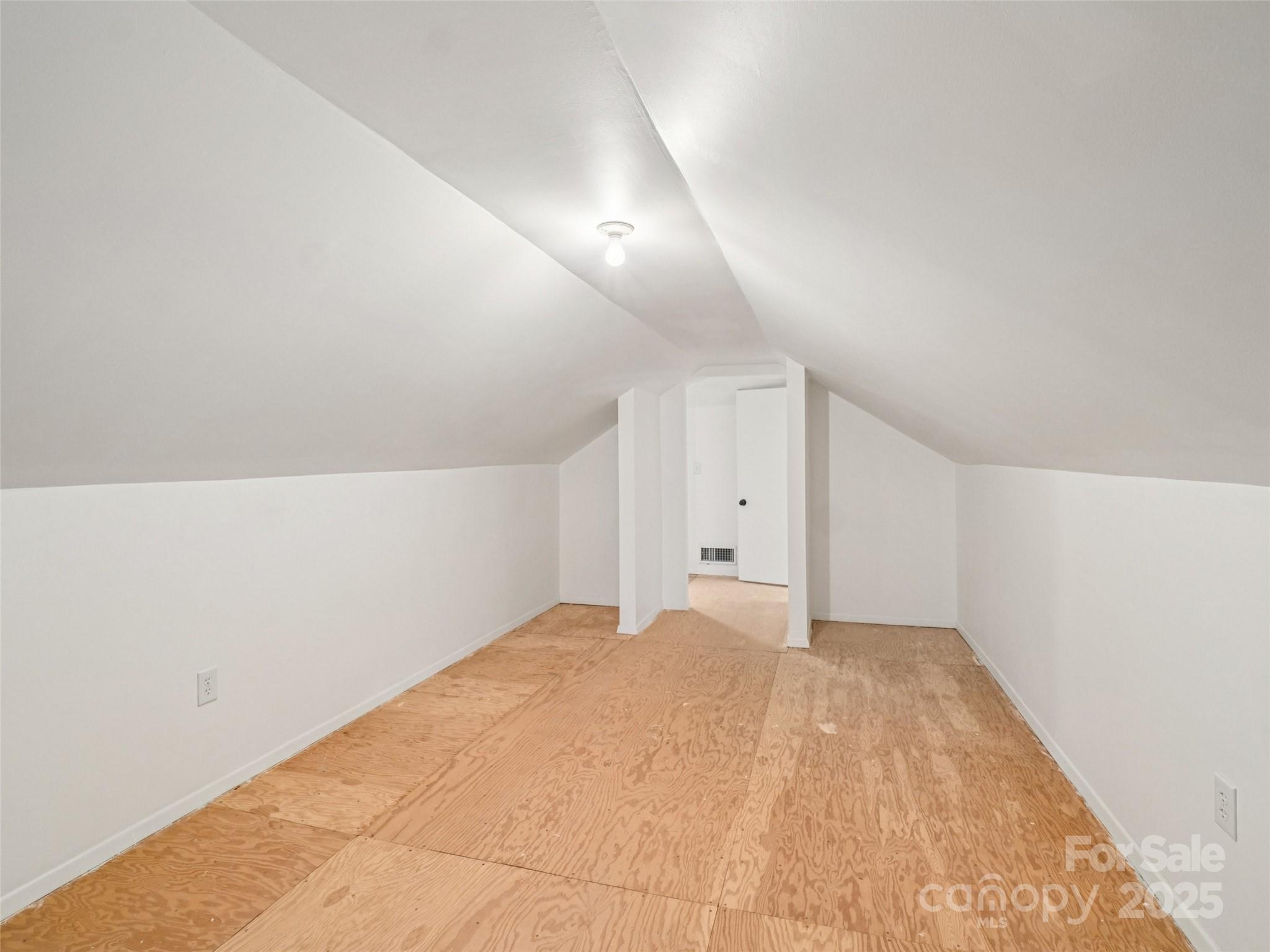 34 Parkview Drive Property Photo 25