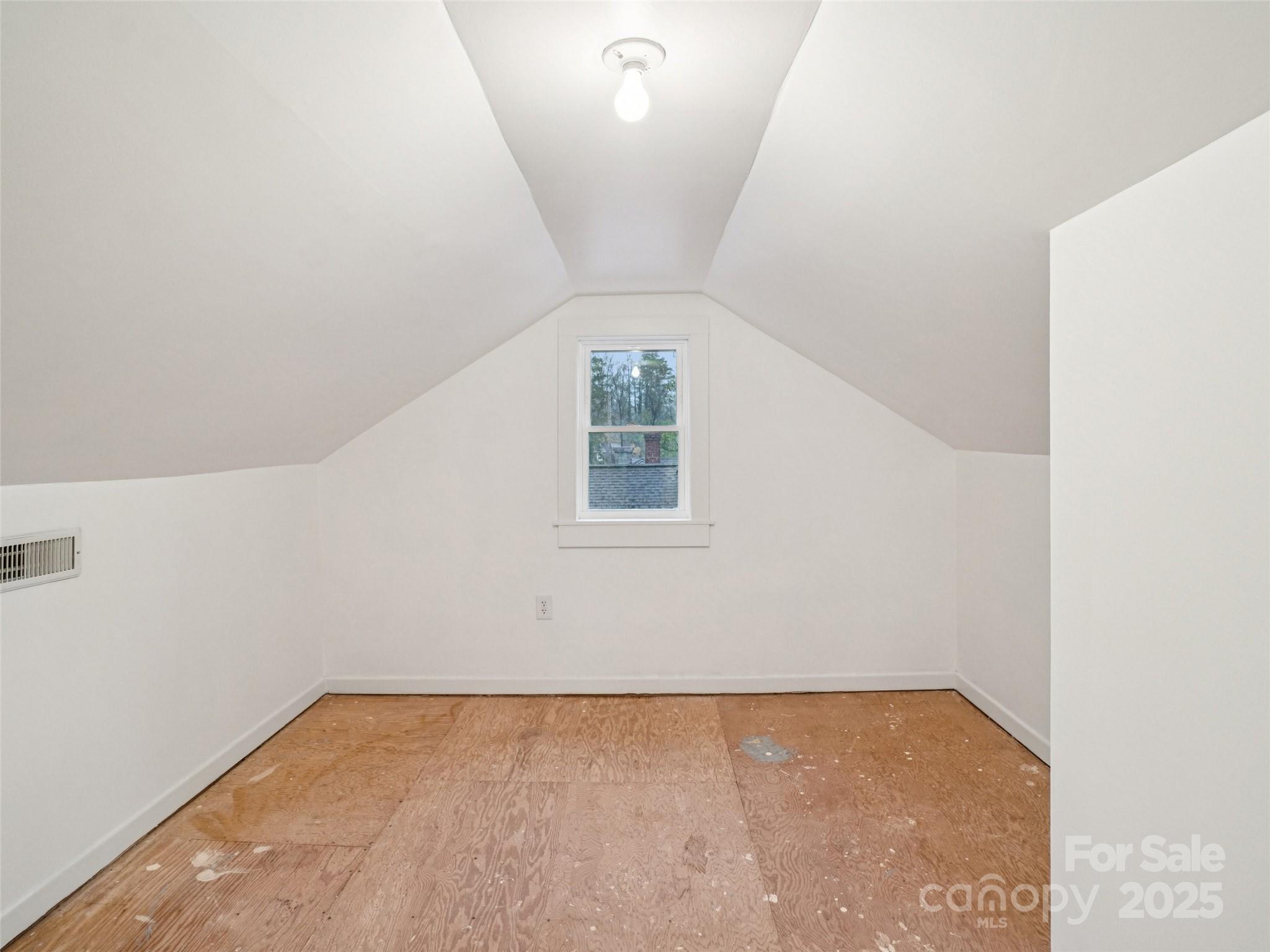 34 Parkview Drive Property Photo 26