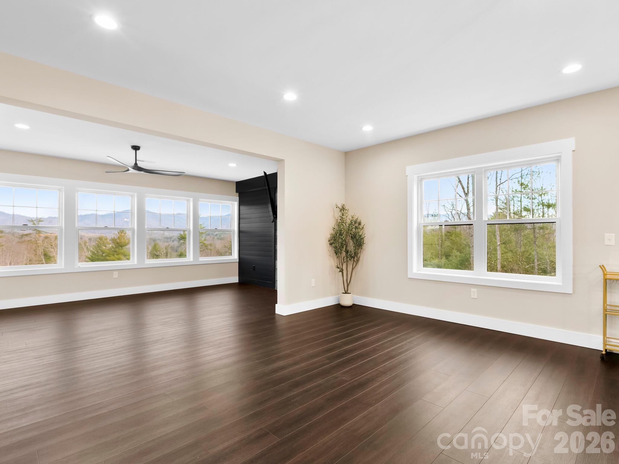 3 Erin Glen Court Property Photo 10