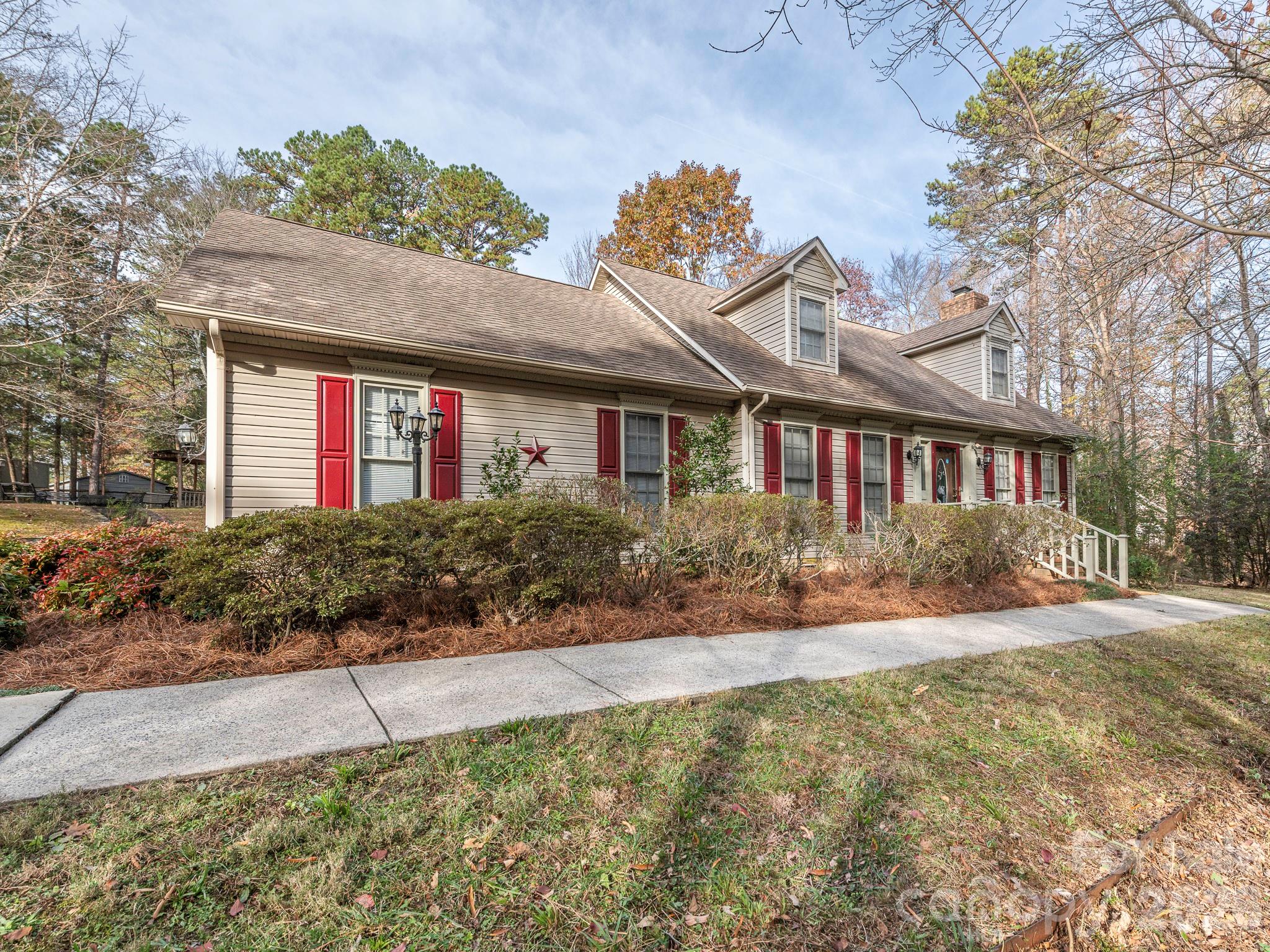 1800 Lake Lynn Road Property Photo 1