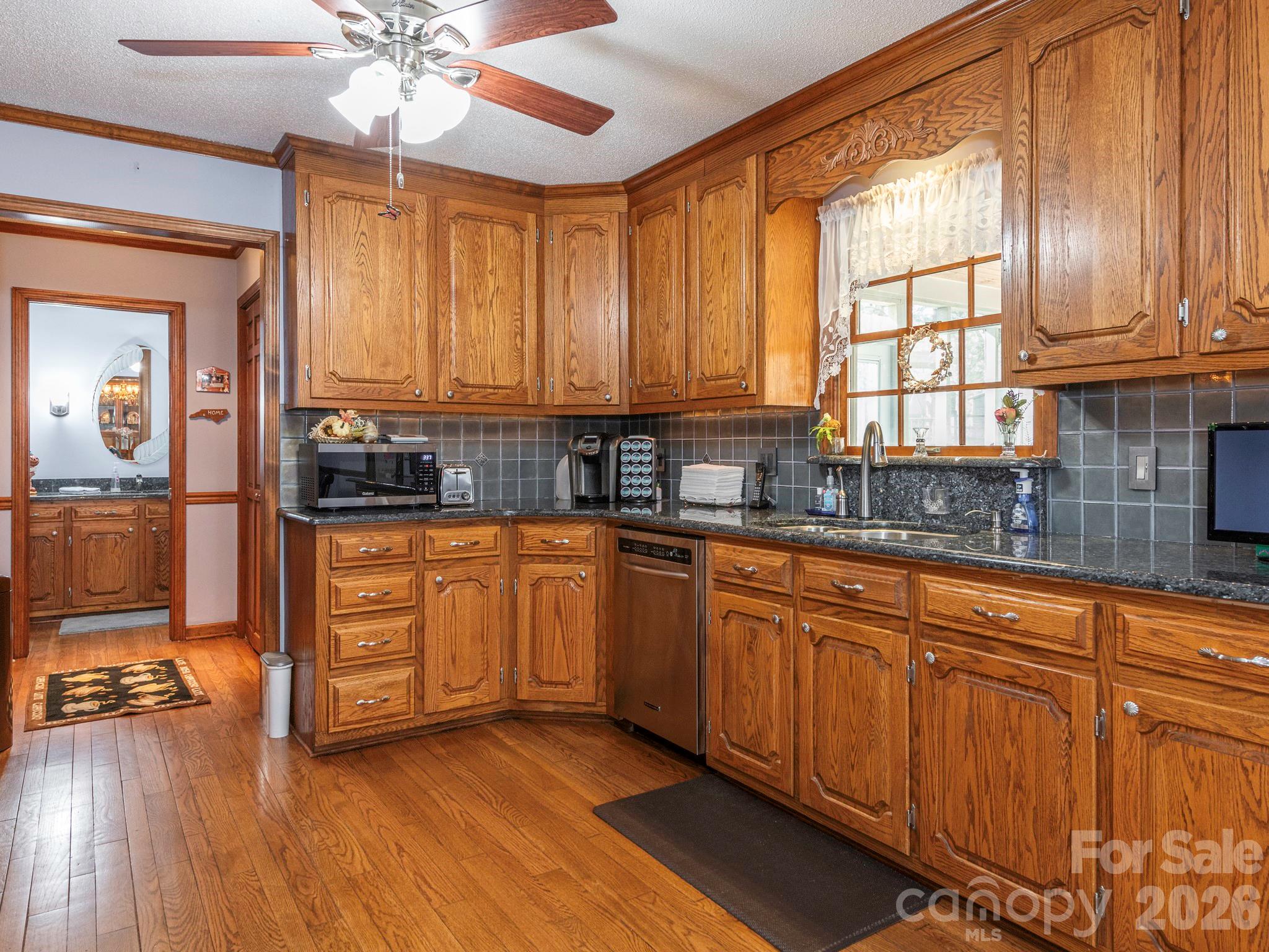 1800 Lake Lynn Road Property Photo 23