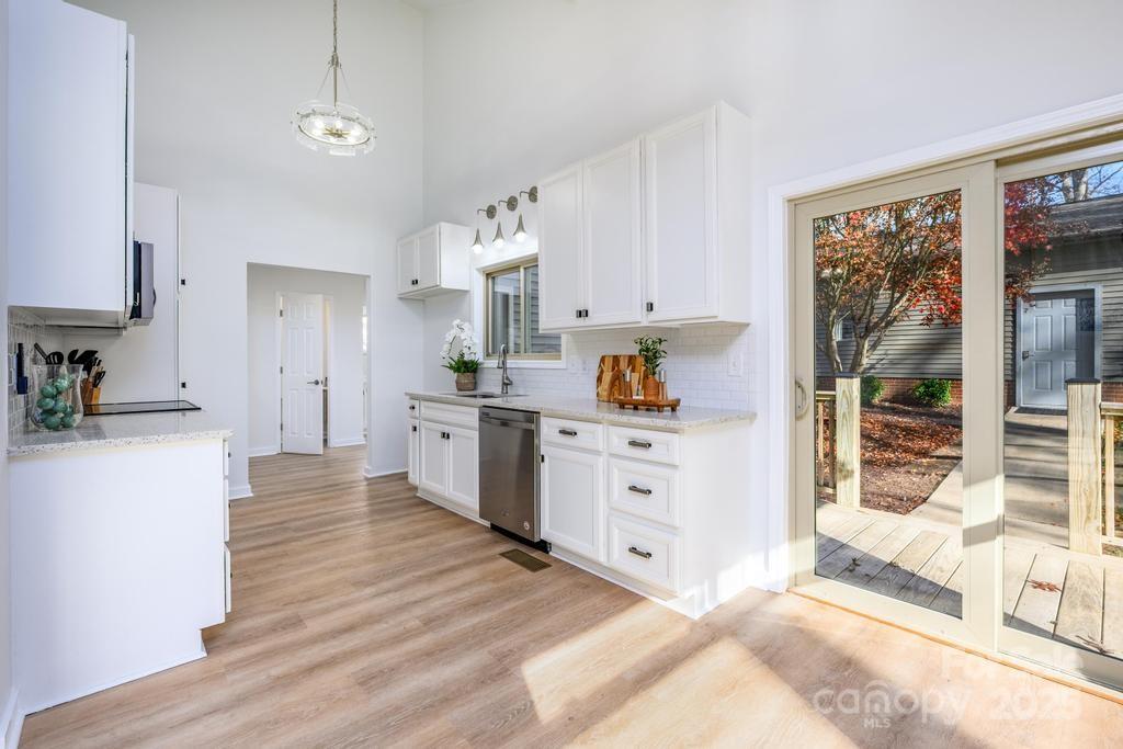 2106 Lynmore Drive Property Photo 13