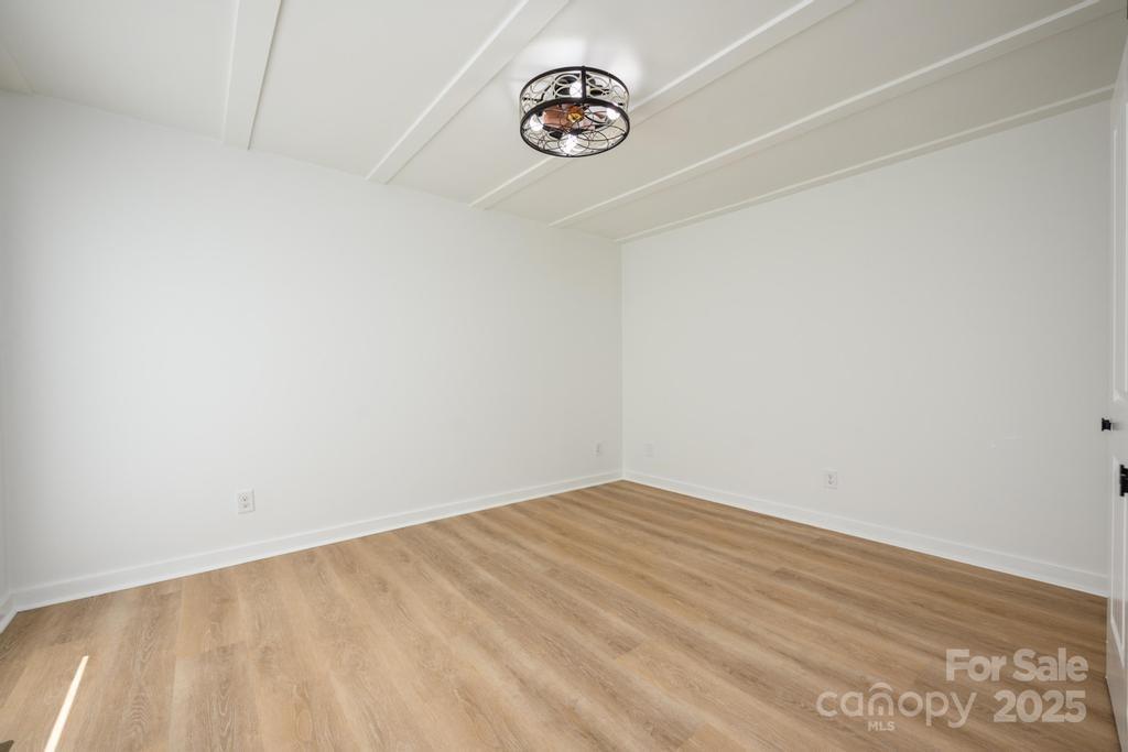 2106 Lynmore Drive Property Photo 15