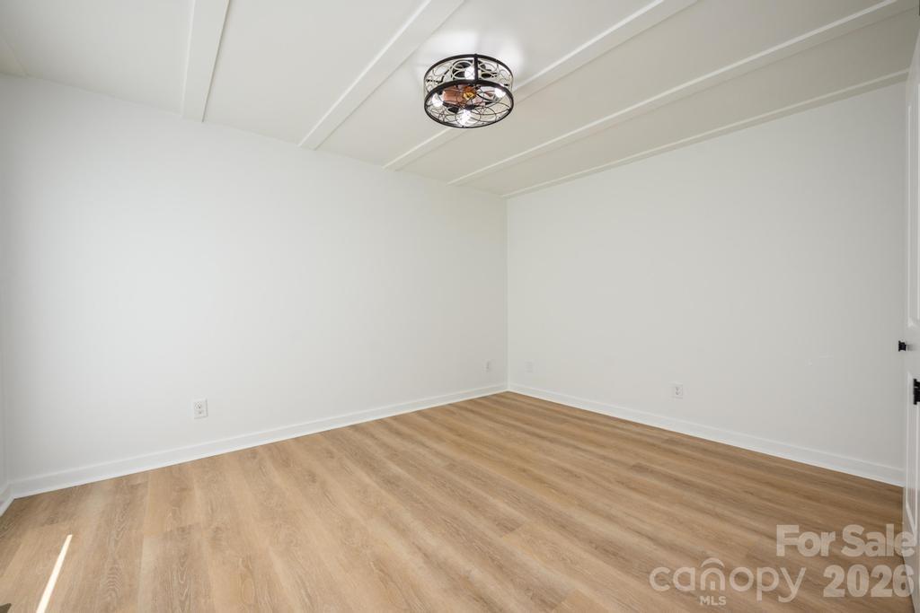 2106 Lynmore Drive Property Photo 15