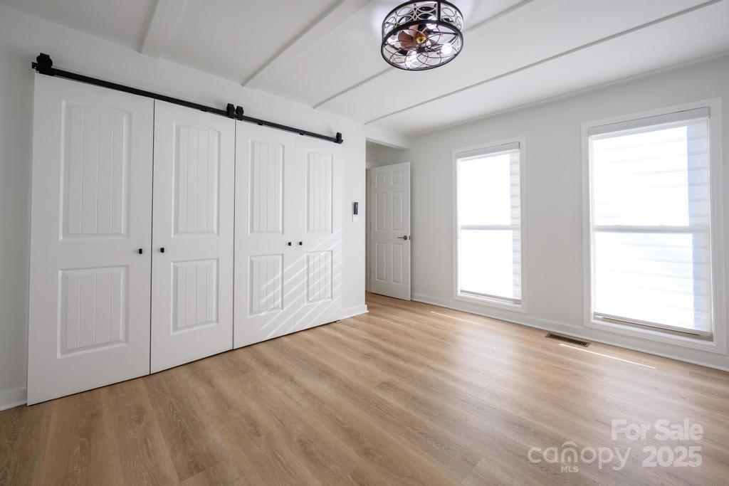 2106 Lynmore Drive Property Photo 16