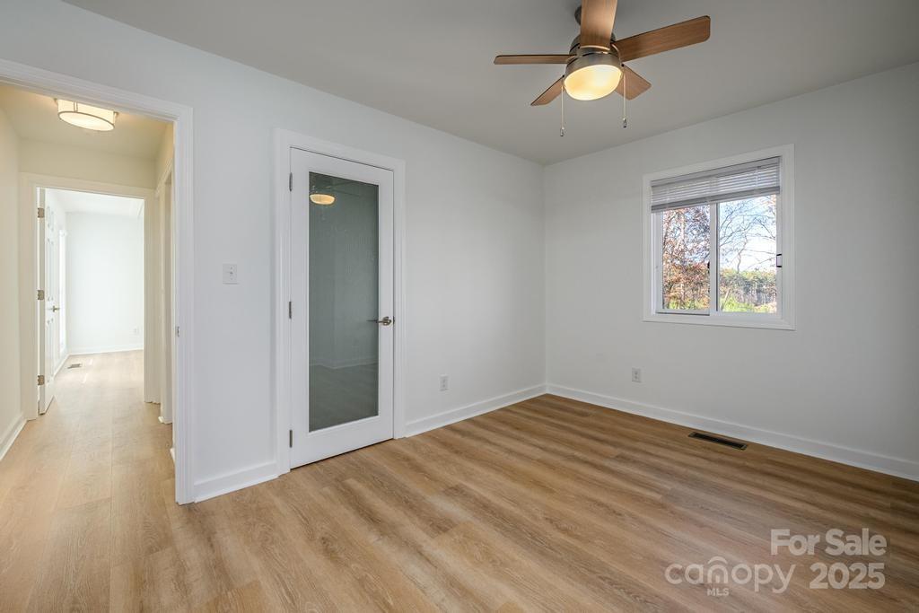 2106 Lynmore Drive Property Photo 21