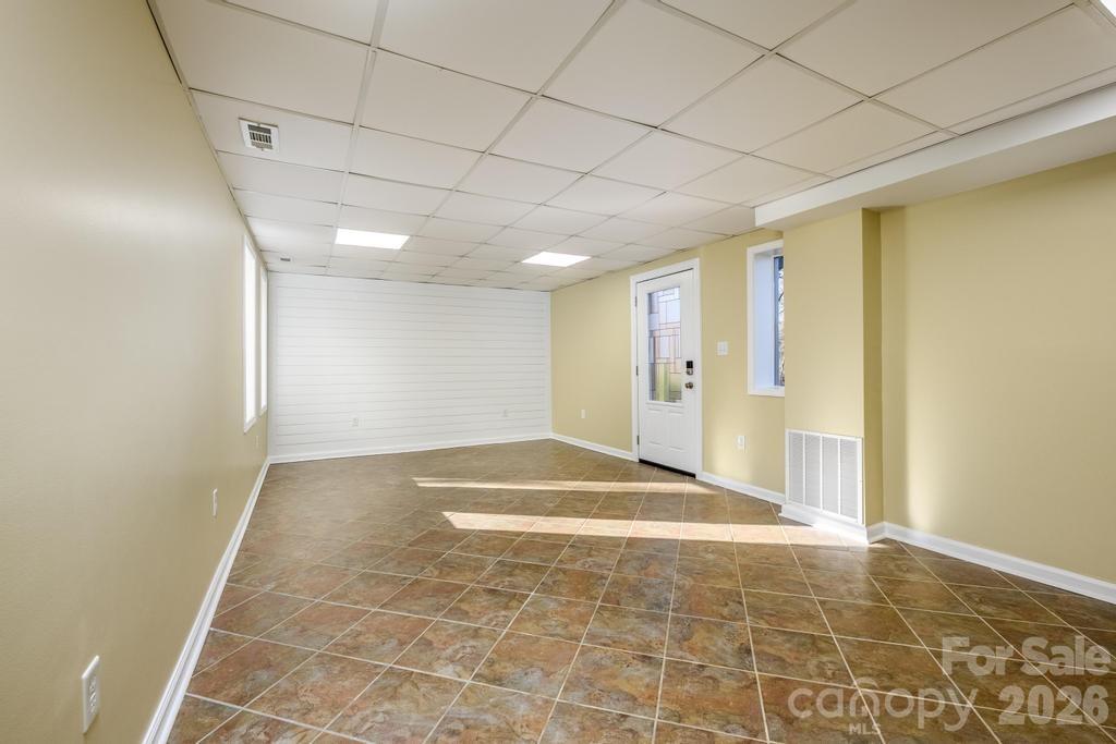 2106 Lynmore Drive Property Photo 24