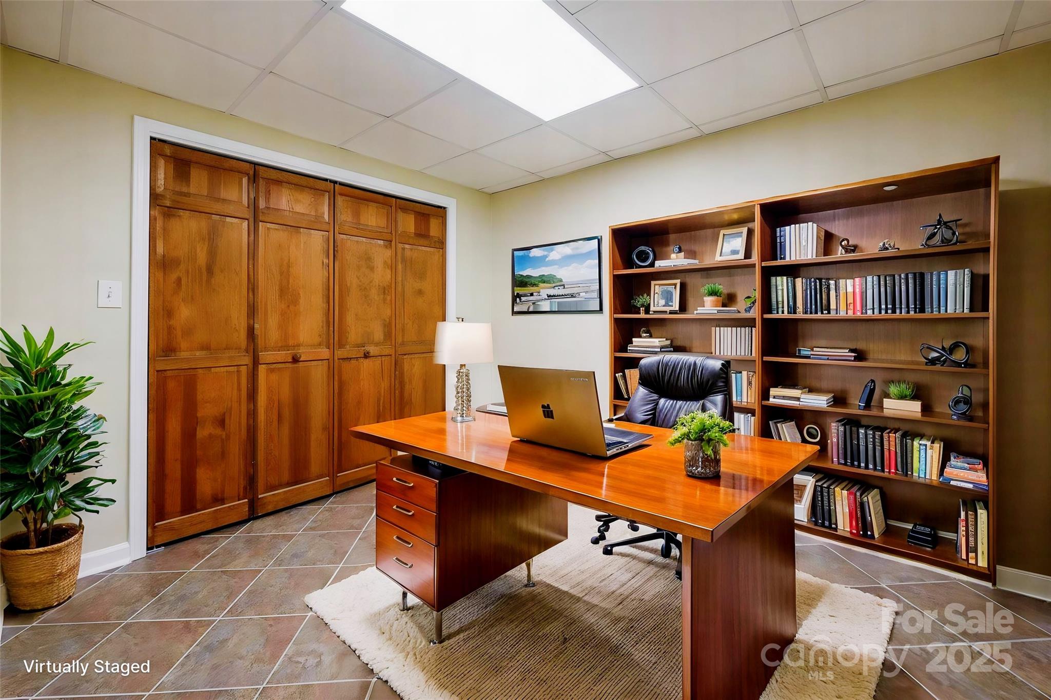 2106 Lynmore Drive Property Photo 28