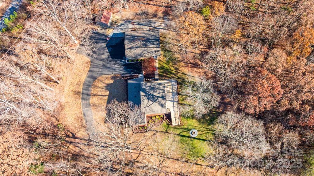 2106 Lynmore Drive Property Photo 30