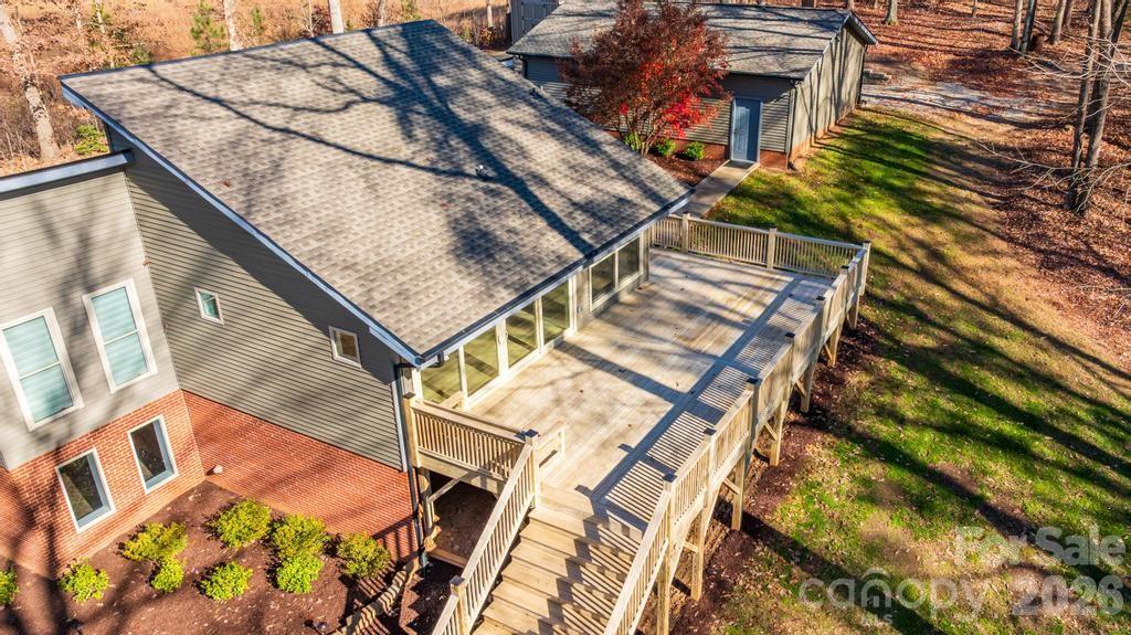 2106 Lynmore Drive Property Photo 32
