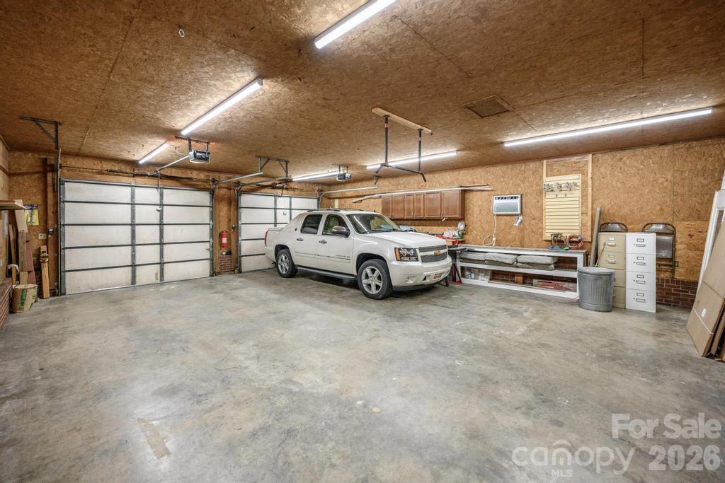2106 Lynmore Drive Property Photo 34