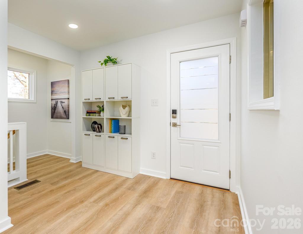 2106 Lynmore Drive Property Photo 37