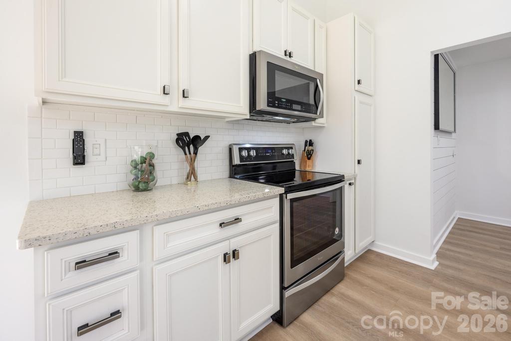 2106 Lynmore Drive Property Photo 42