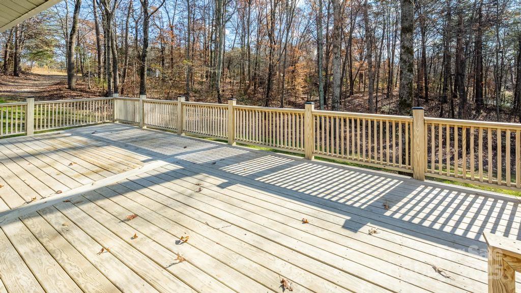 2106 Lynmore Drive Property Photo 44