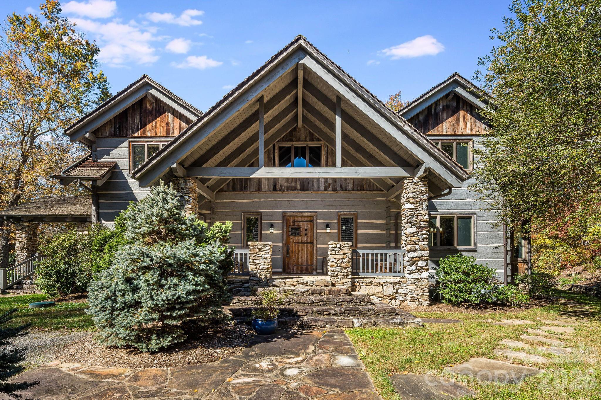 99 Thistle Ridge Property Photo 8