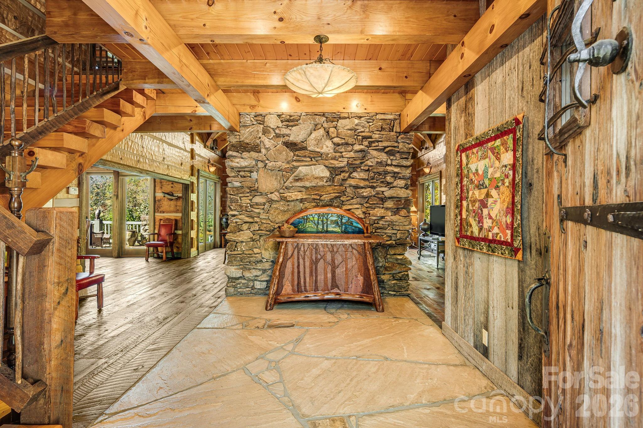 99 Thistle Ridge Property Photo 9