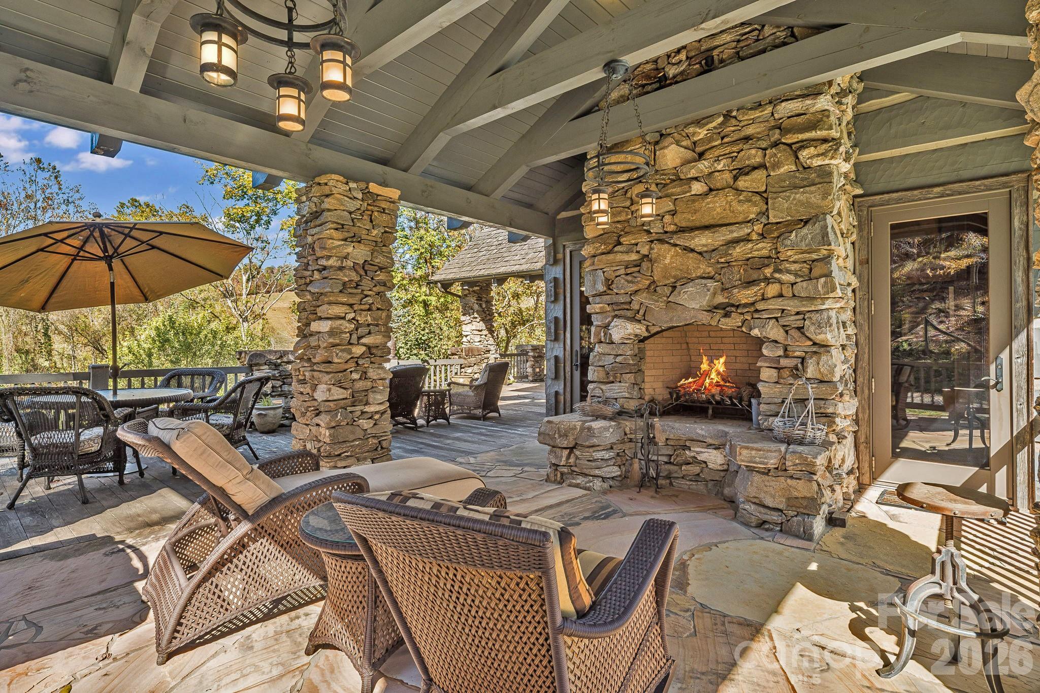 99 Thistle Ridge Property Photo 32