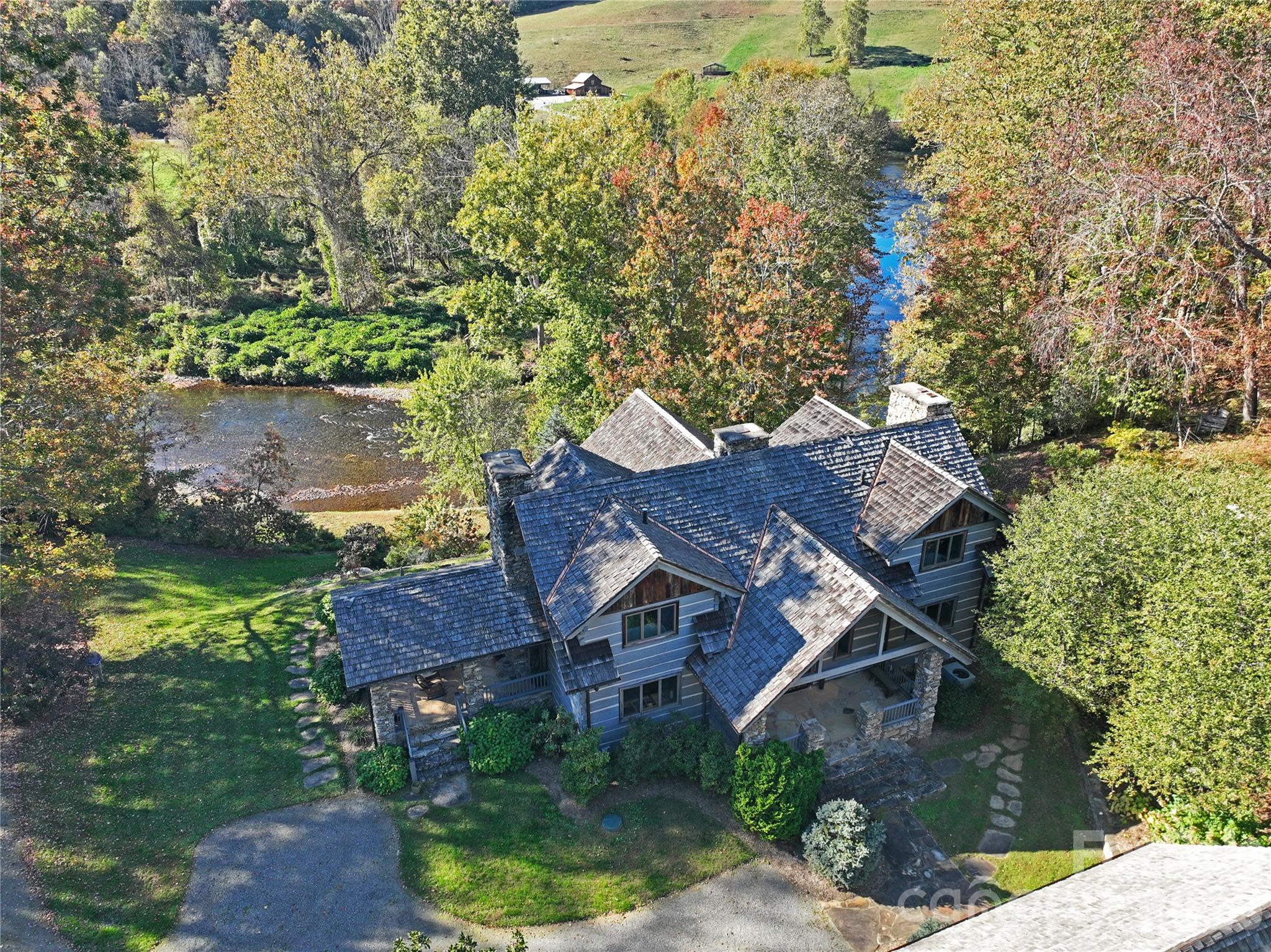 99 Thistle Ridge Property Photo 33