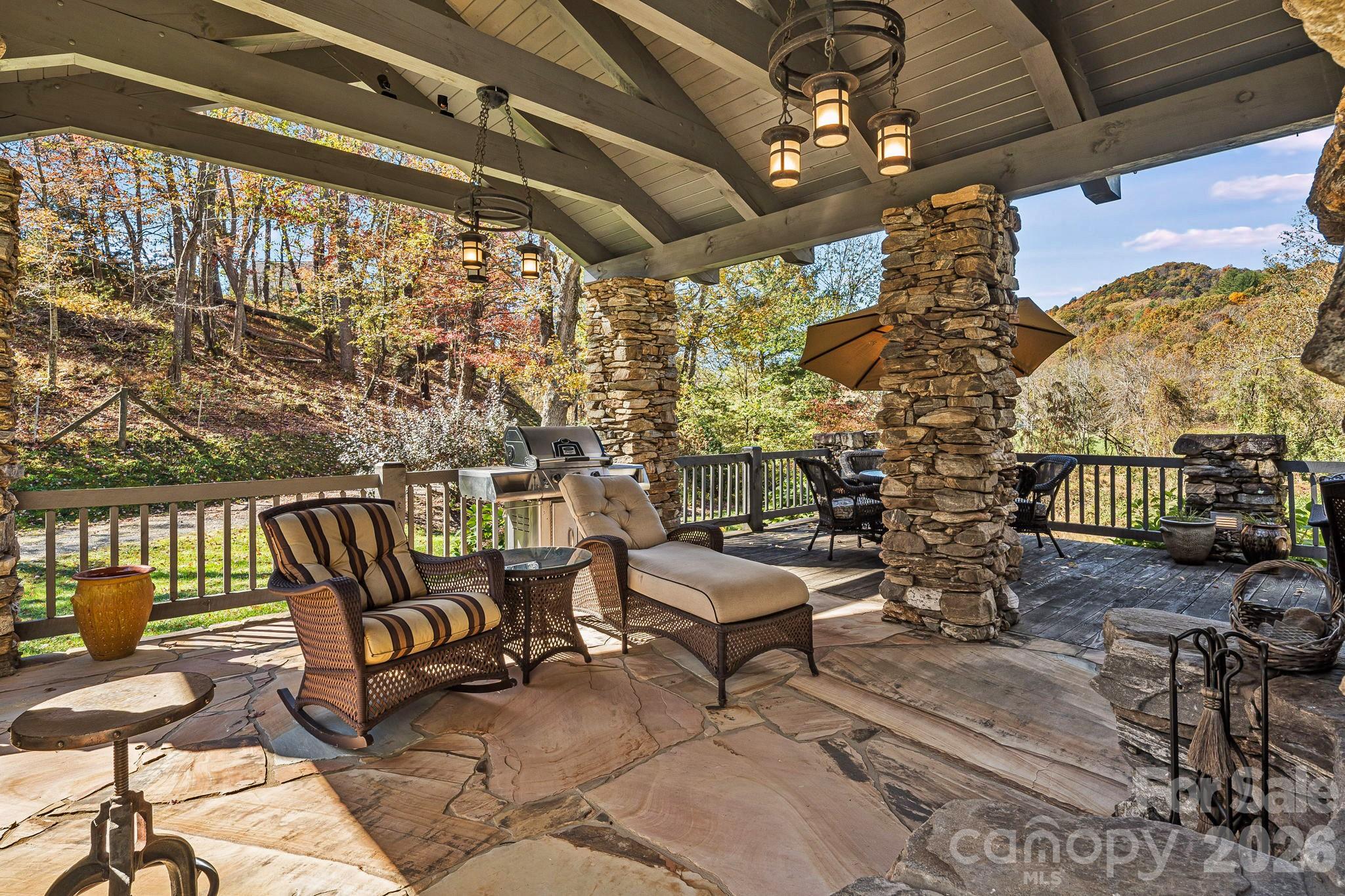 99 Thistle Ridge Property Photo 35