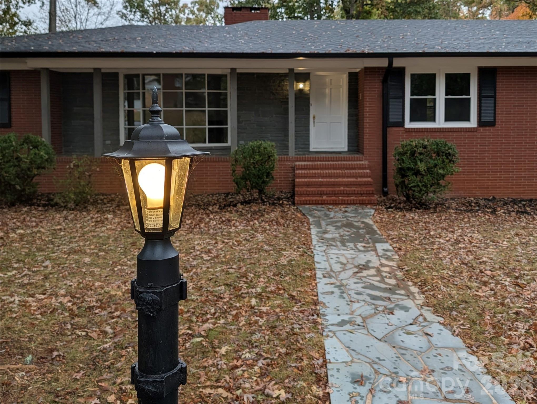 719 Avondale Avenue Property Photo 5