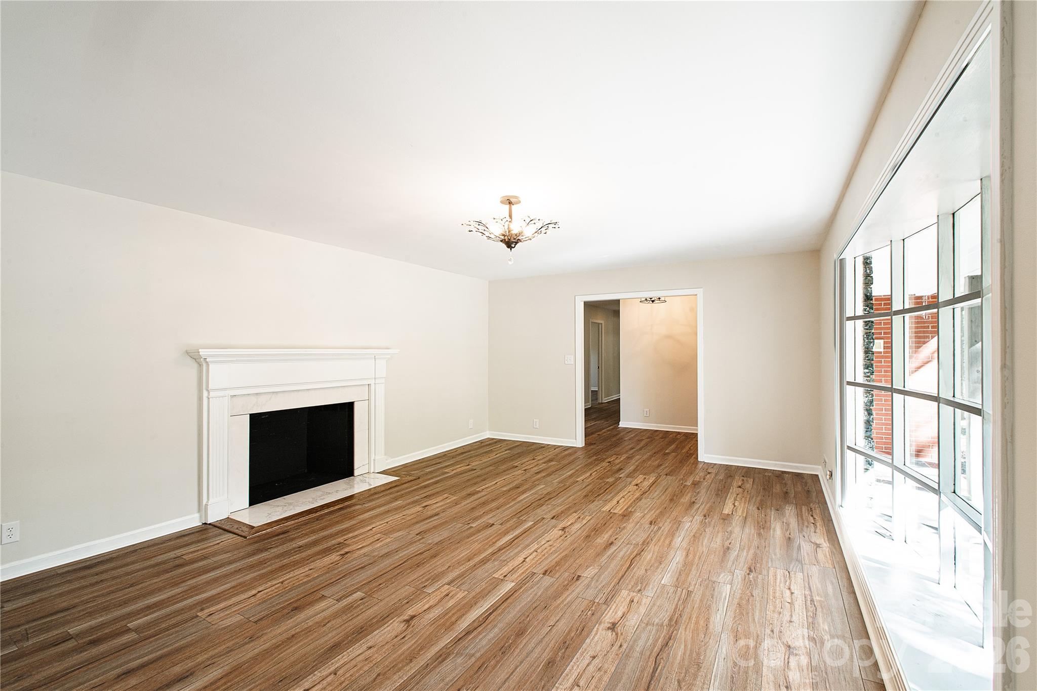 719 Avondale Avenue Property Photo 18