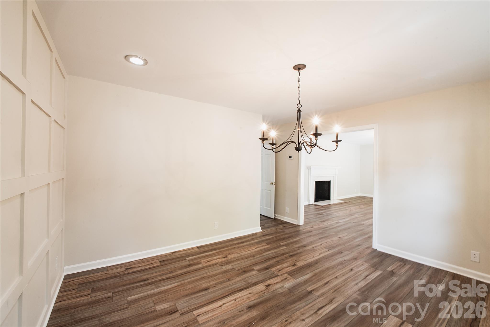 719 Avondale Avenue Property Photo 21
