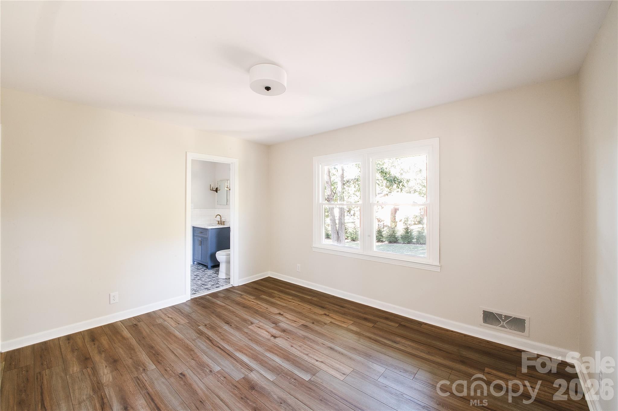 719 Avondale Avenue Property Photo 27