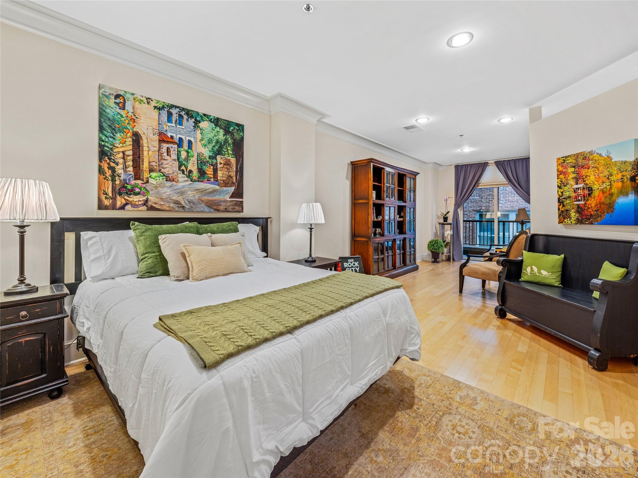21 Battery Park Avenue 308 Property Photo 4