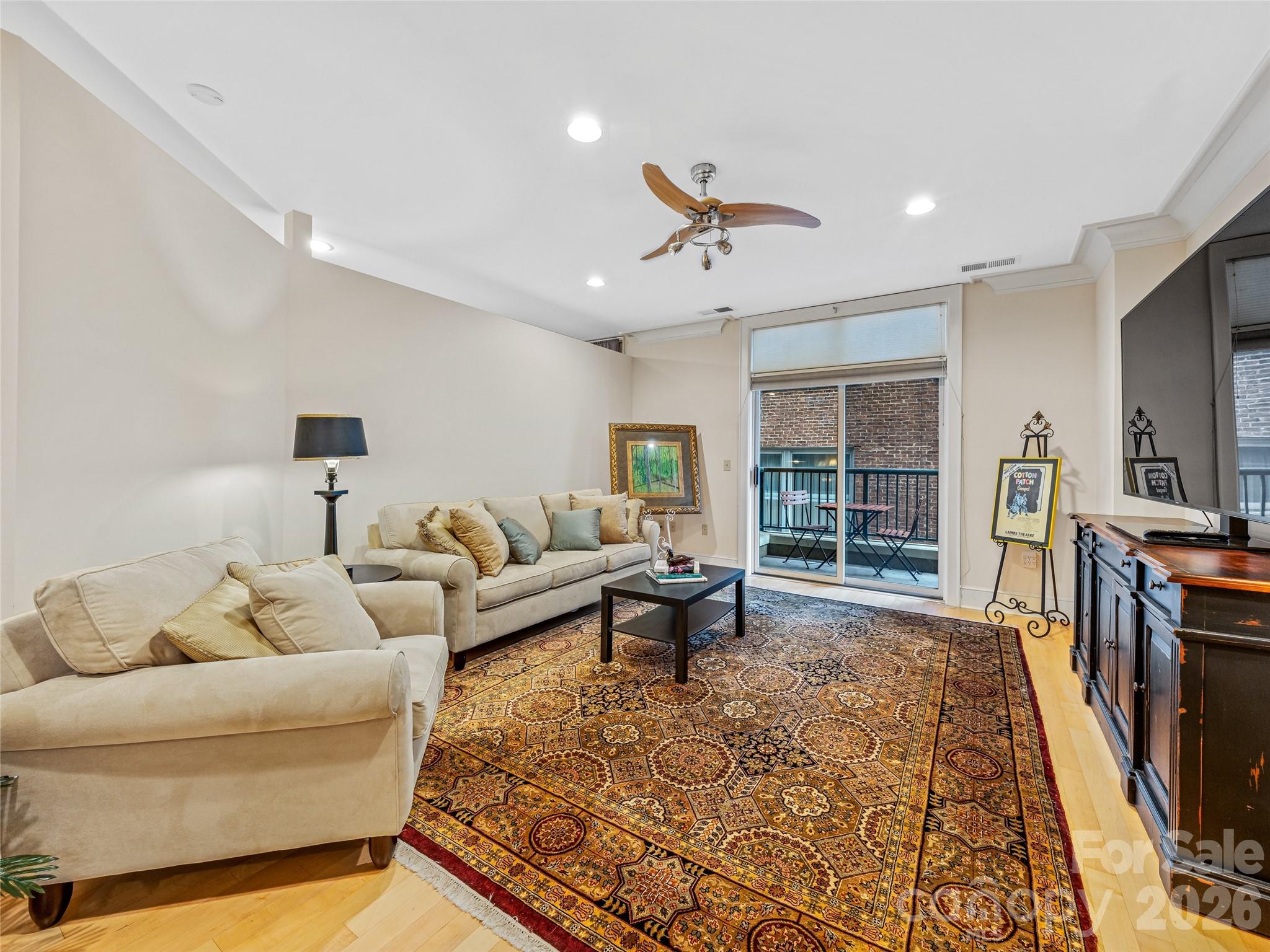 21 Battery Park Avenue 308 Property Photo 11