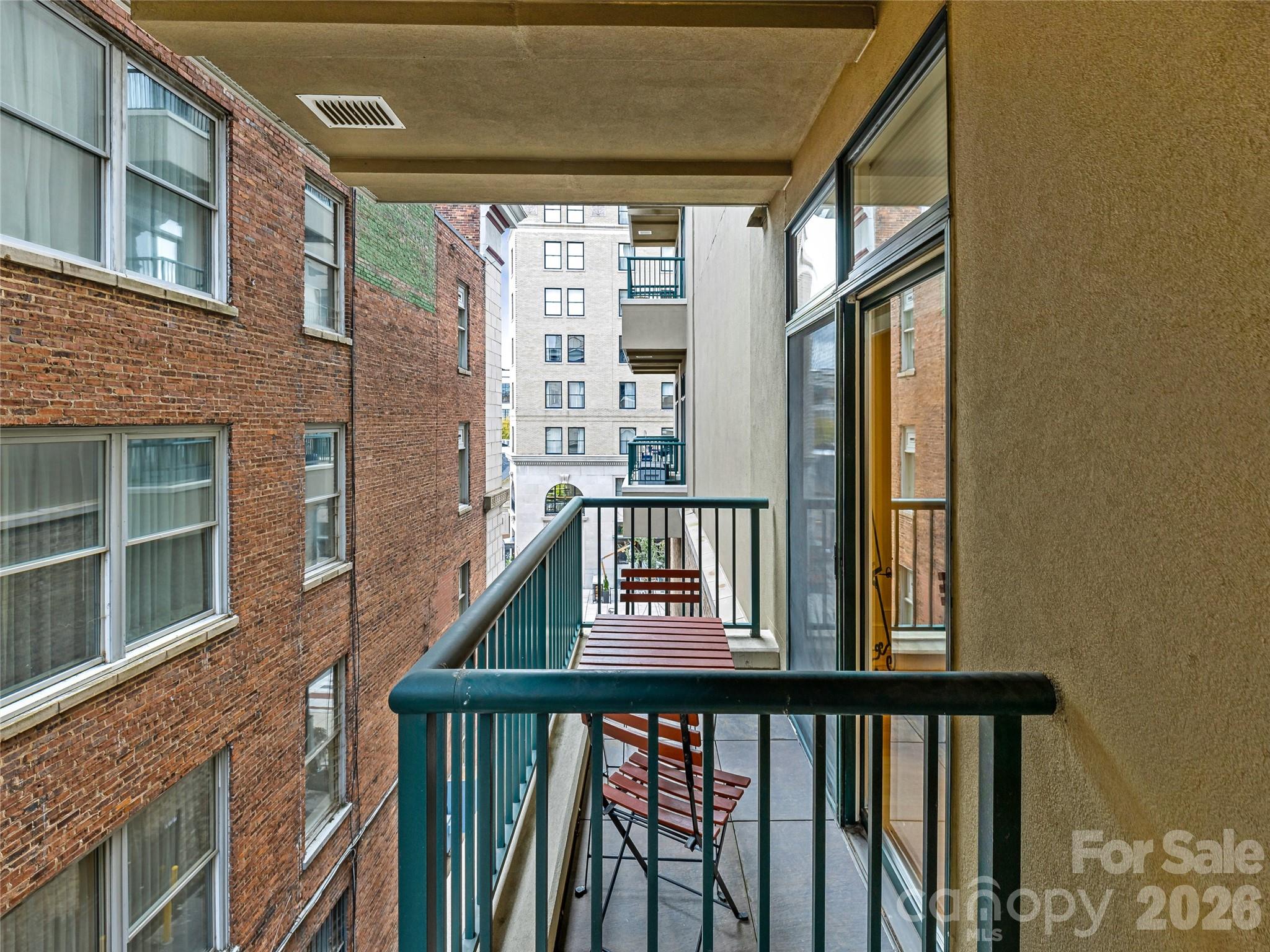 21 Battery Park Avenue 308 Property Photo 14