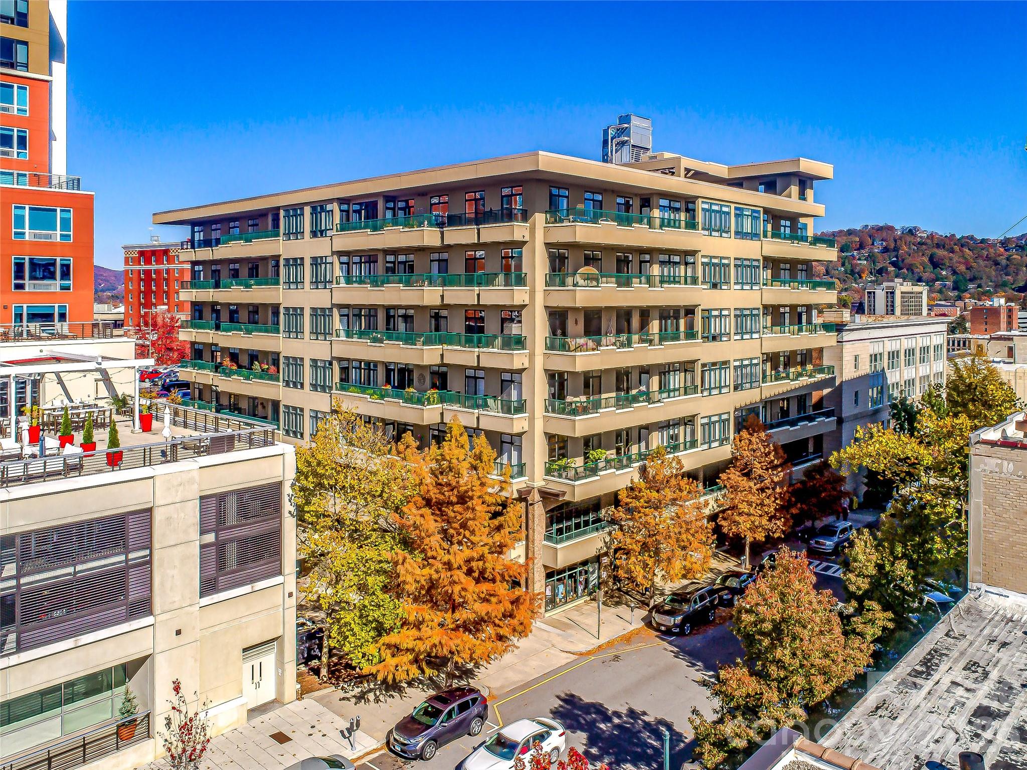 21 Battery Park Avenue 308 Property Photo 31