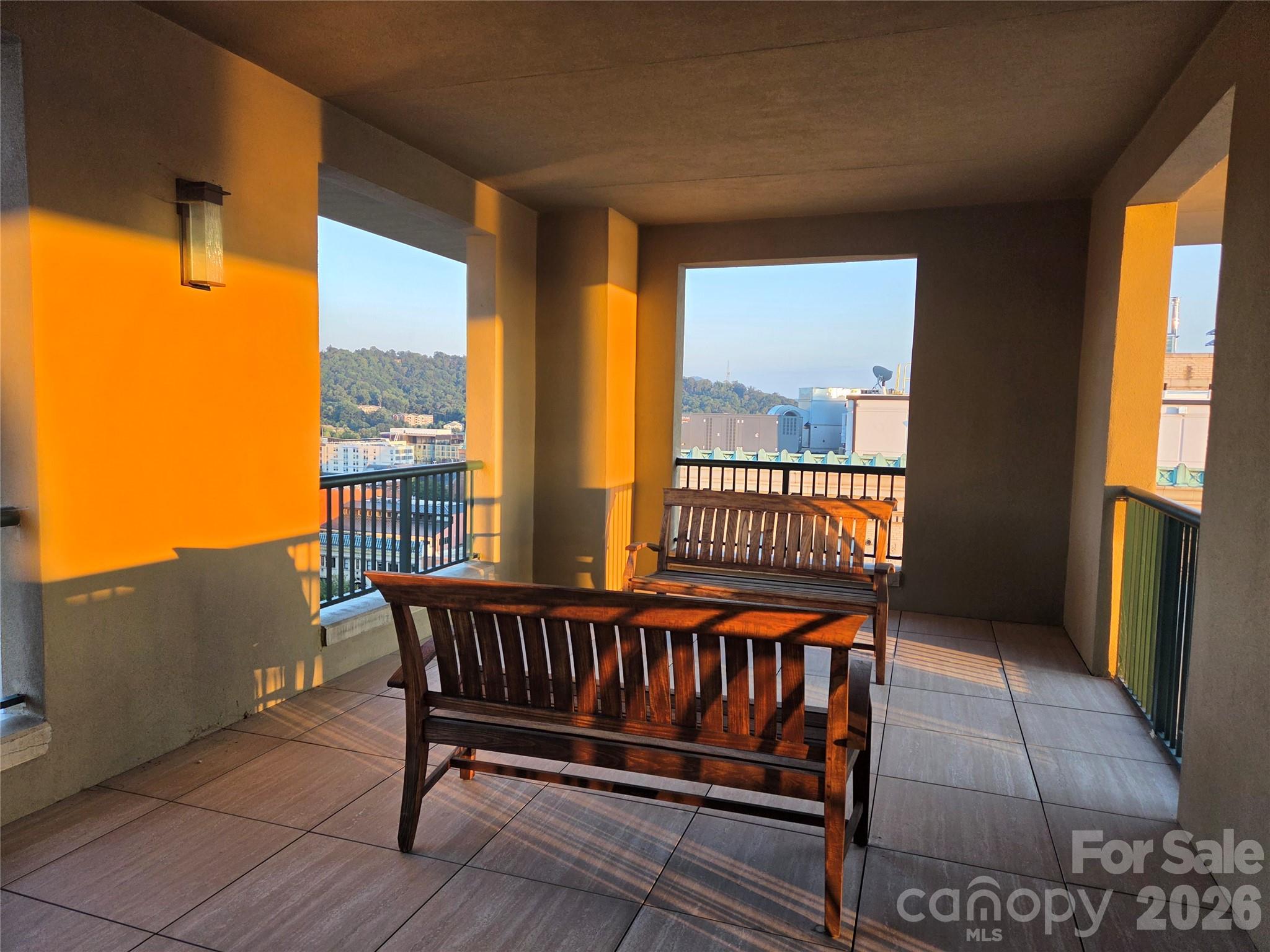 21 Battery Park Avenue 308 Property Photo 32