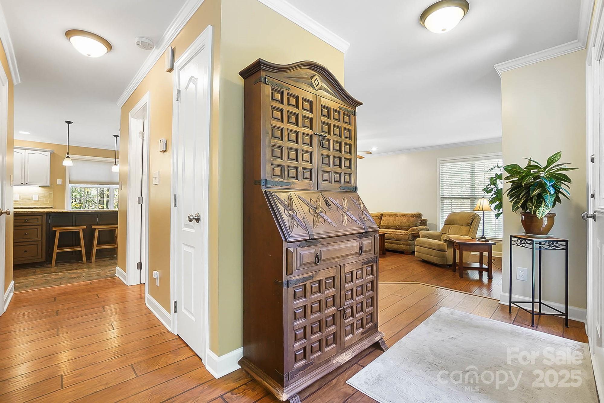 7933 Coral Ridge Drive Property Photo 16