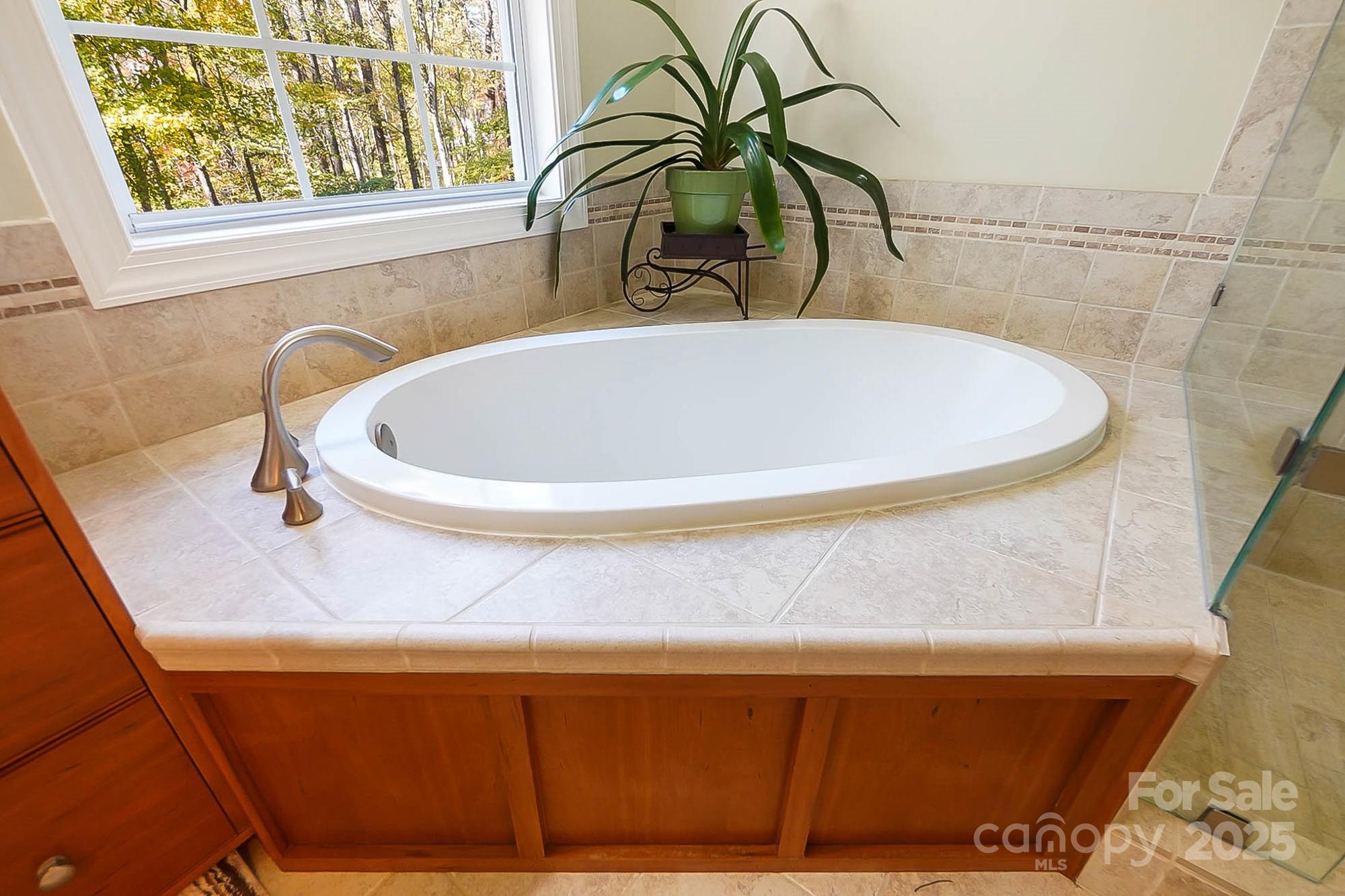 7933 Coral Ridge Drive Property Photo 24