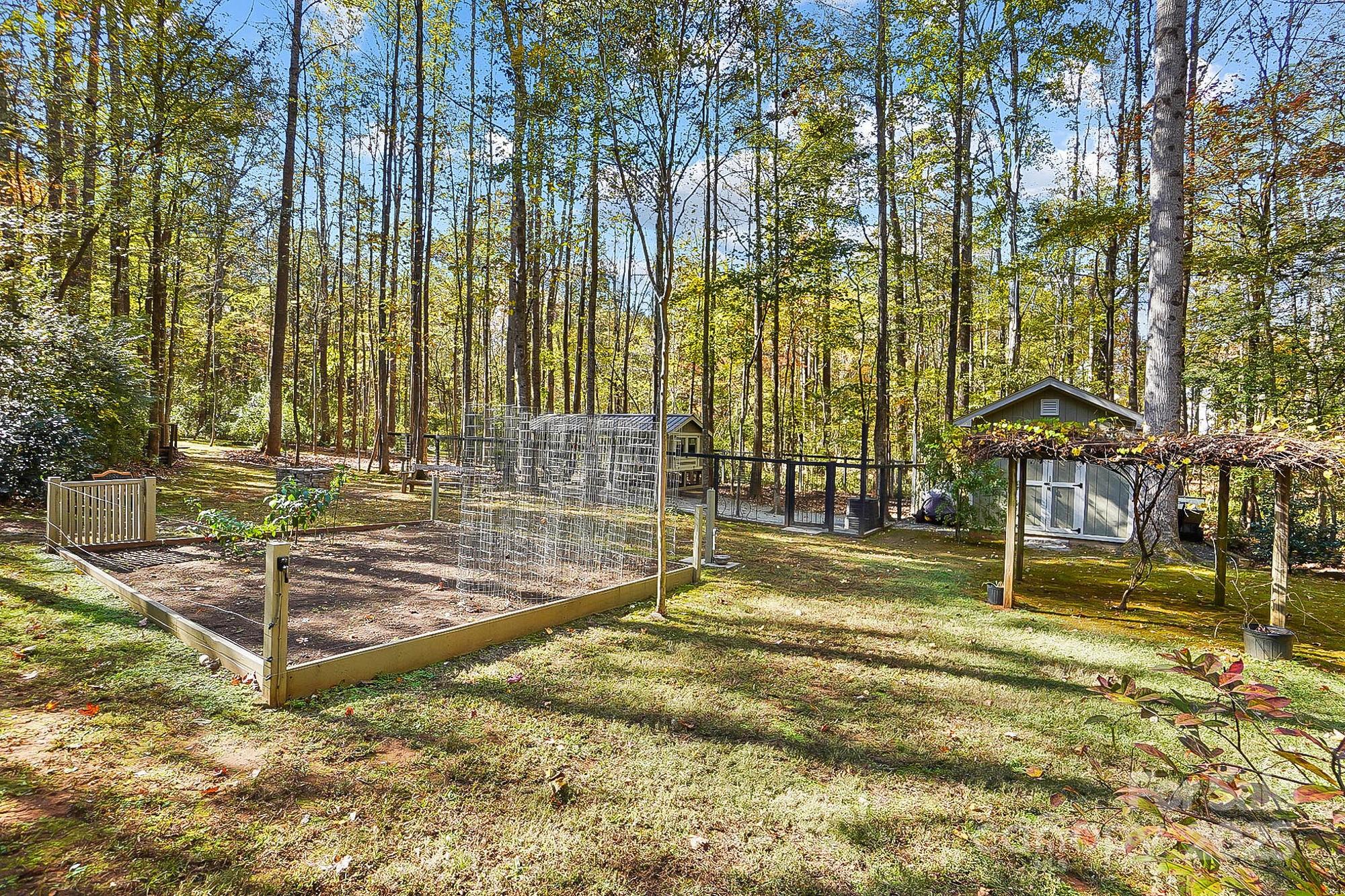 7933 Coral Ridge Drive Property Photo 39