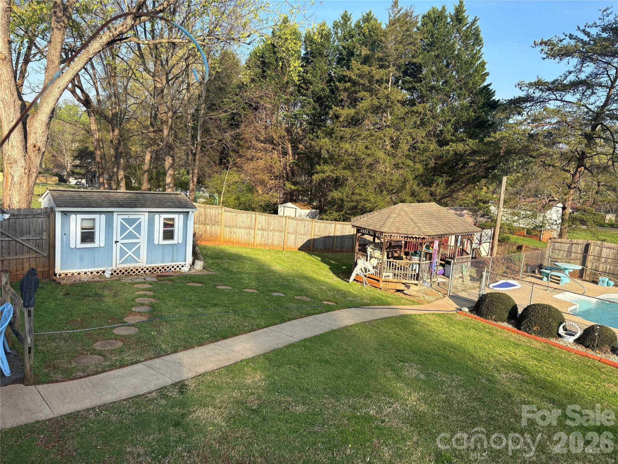 1954 Villa Drive Property Photo 2
