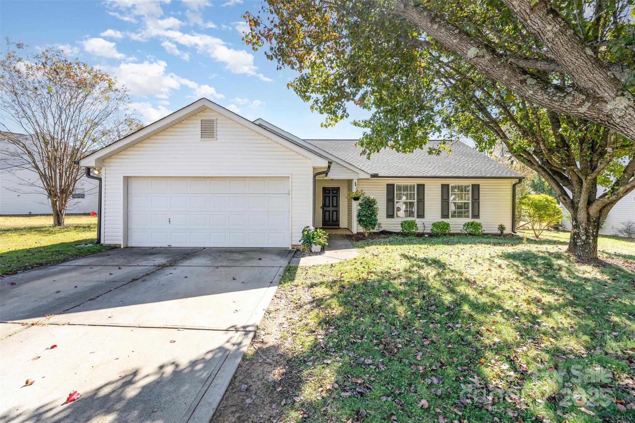 2111 Genesis Drive Property Photo 1