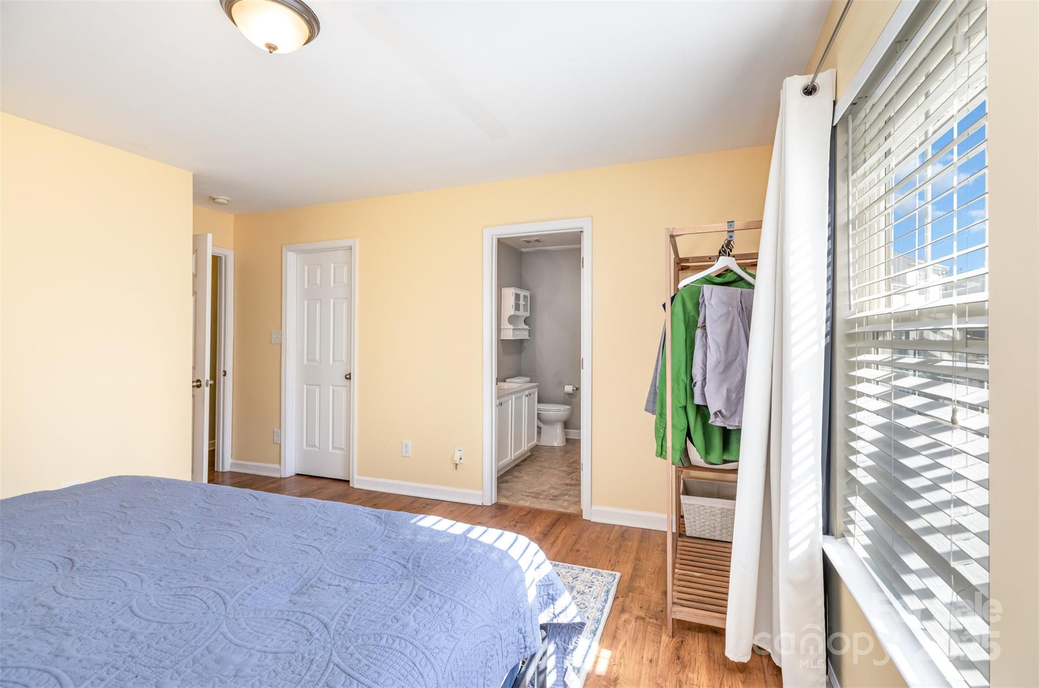 2111 Genesis Drive Property Photo 15