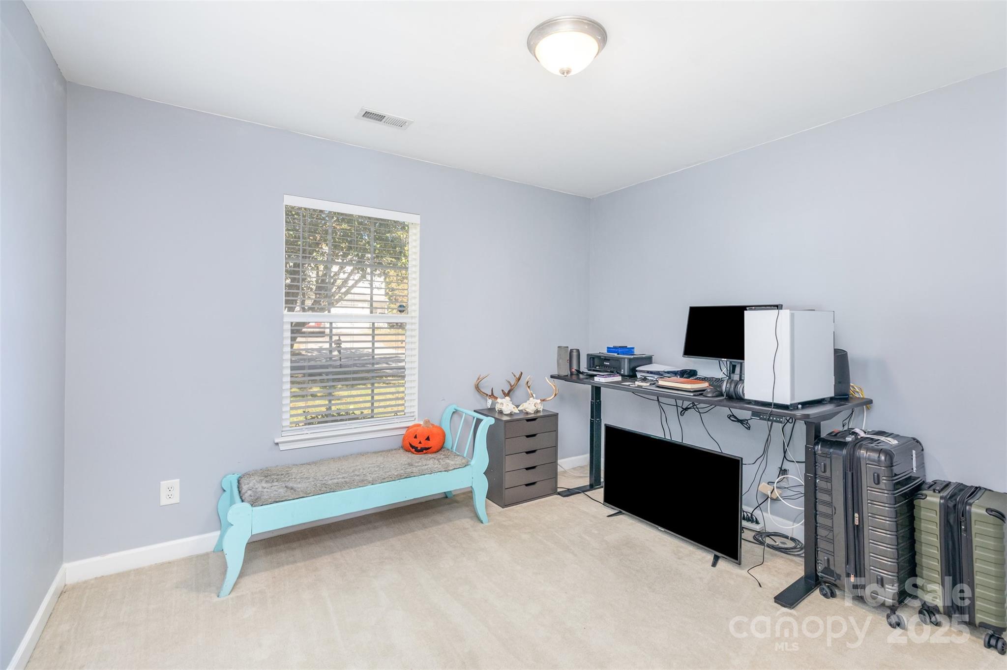 2111 Genesis Drive Property Photo 20