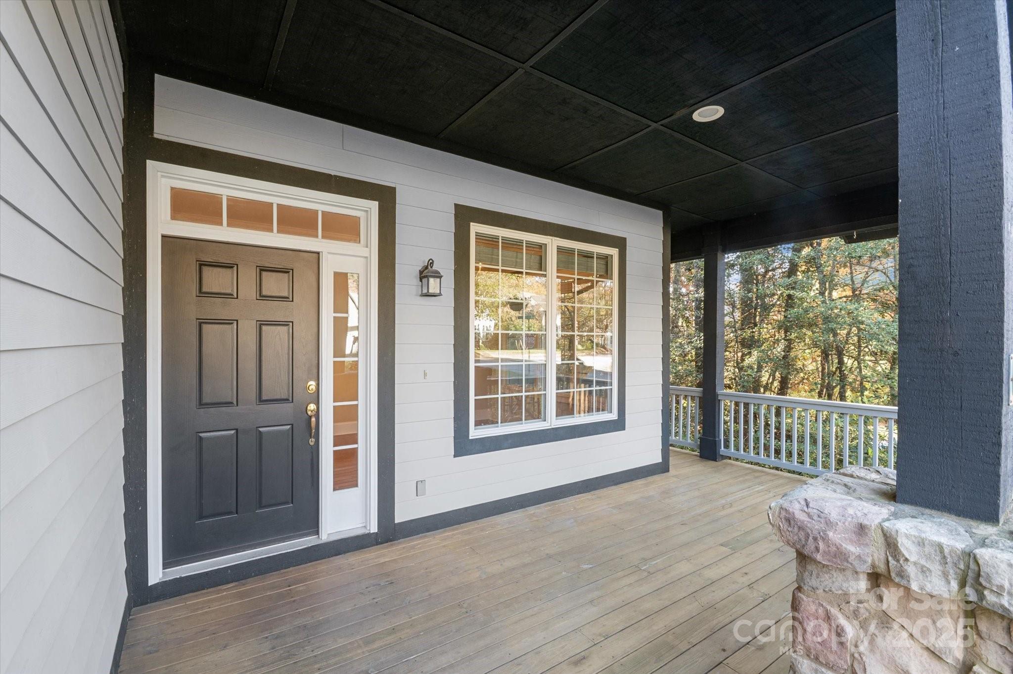 186 Camptown Road Property Photo 4