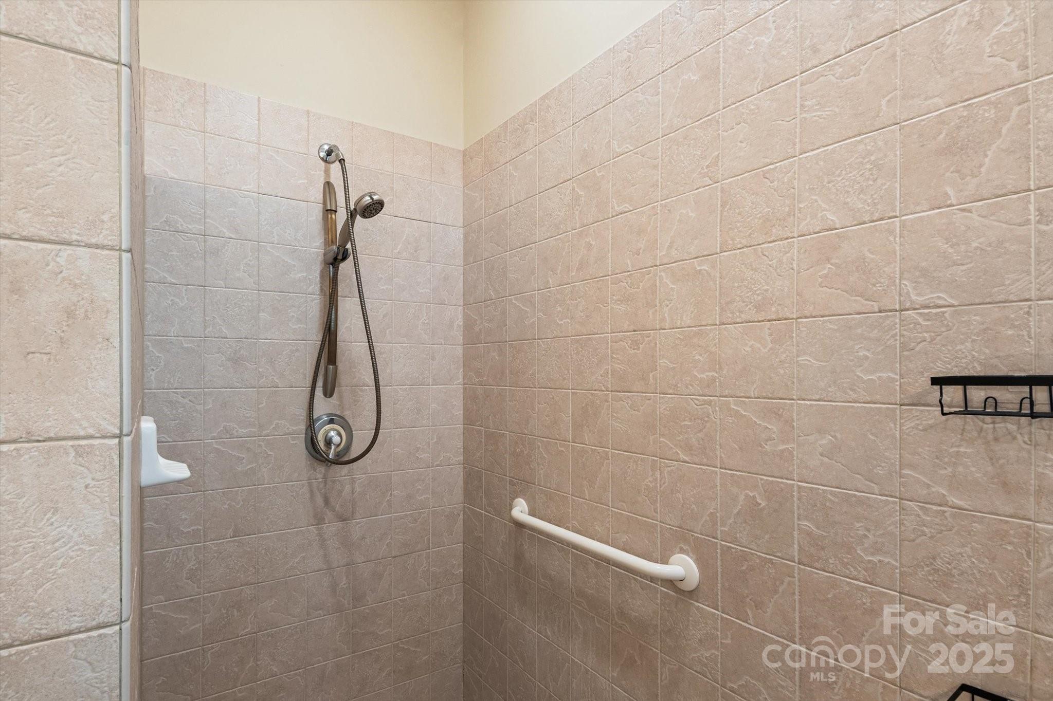 186 Camptown Road Property Photo 31